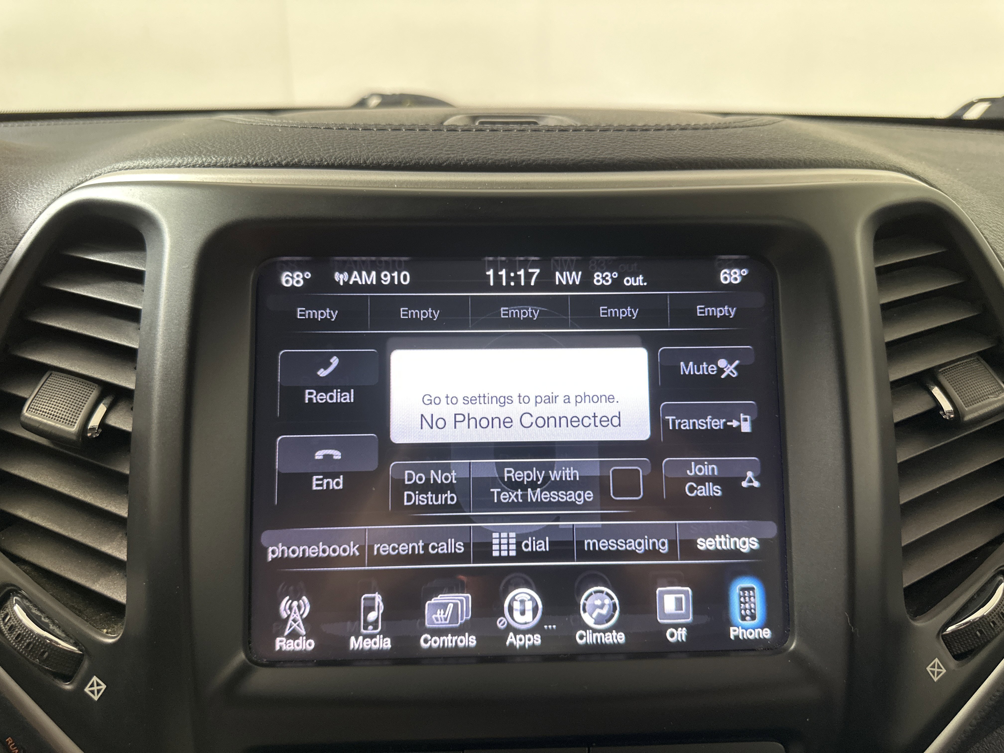 Certified Used 2016 Bright White Clearcoat Jeep Limited image 18