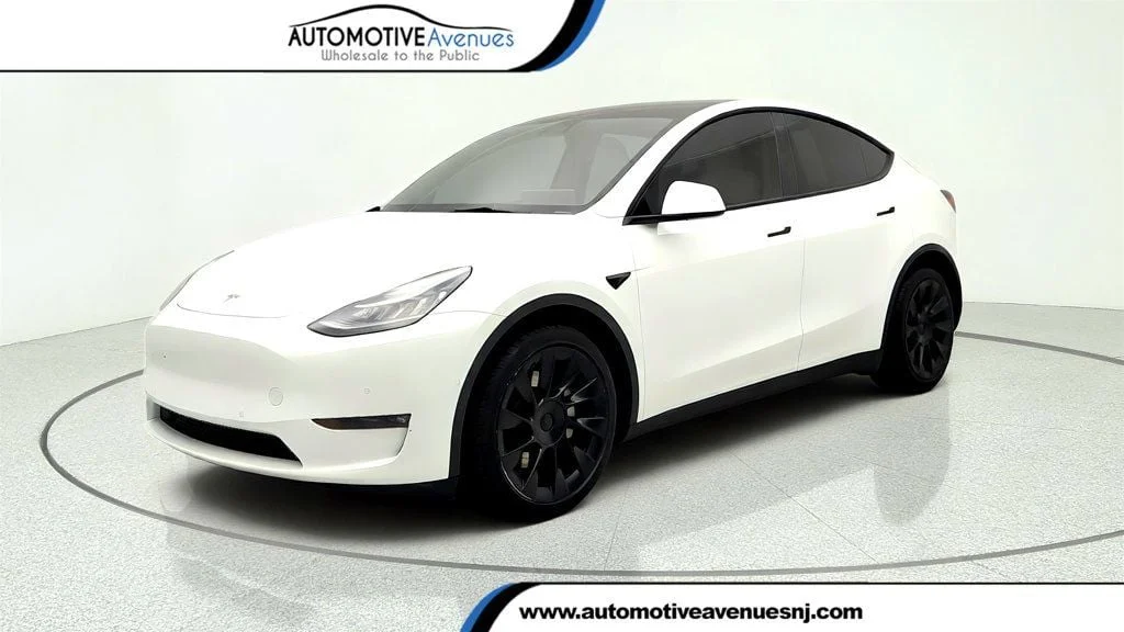 Used 2021 Pearl White Multi-Coat Tesla Long Range AWD w/ Acceleration Boost image 1