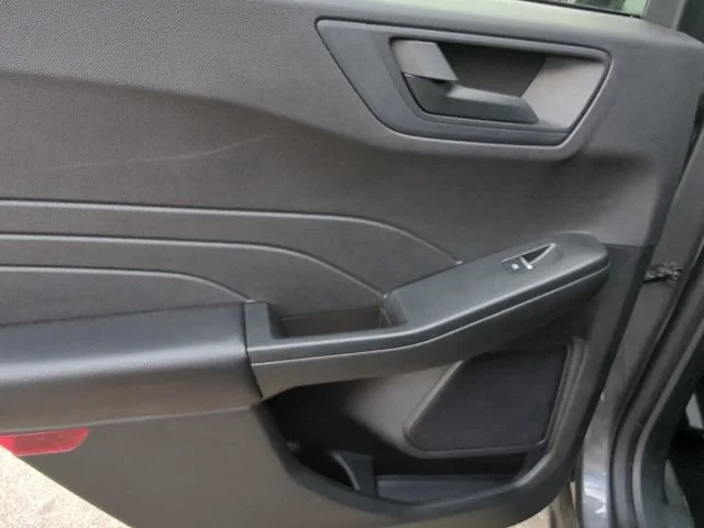 Used 2024  Ford Active image 23