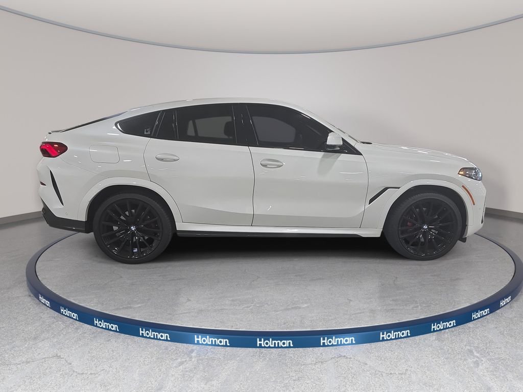 Certified Used 2024 Mineral White Metallic BMW xDrive40i image 4