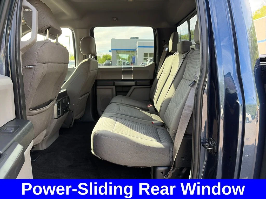 Used 2018 Blue Ford XLT image 27