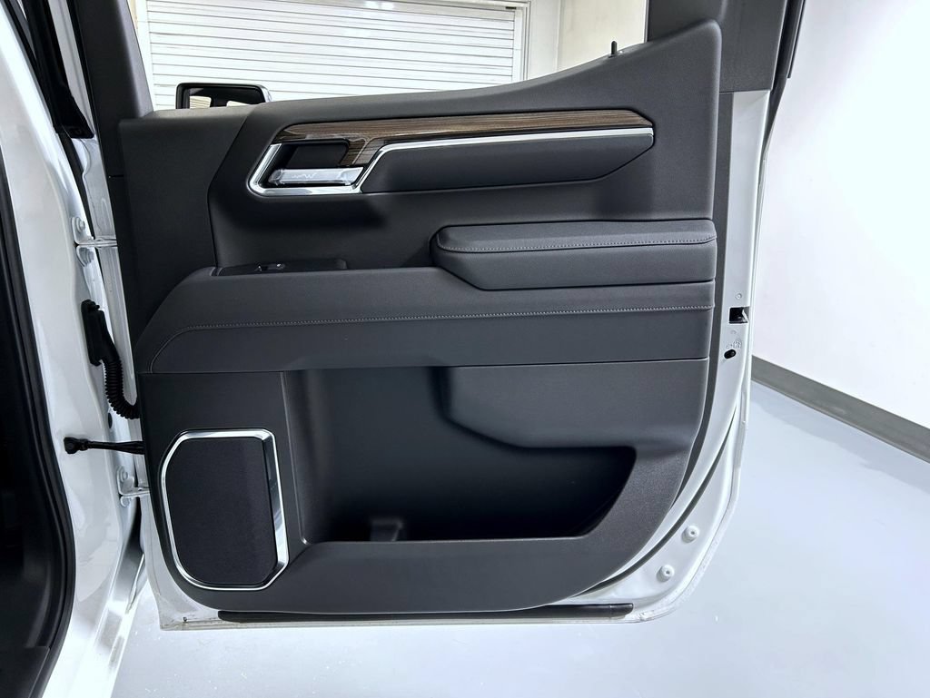 2026 Chevrolet Silverado 1500 LT - Photo 17