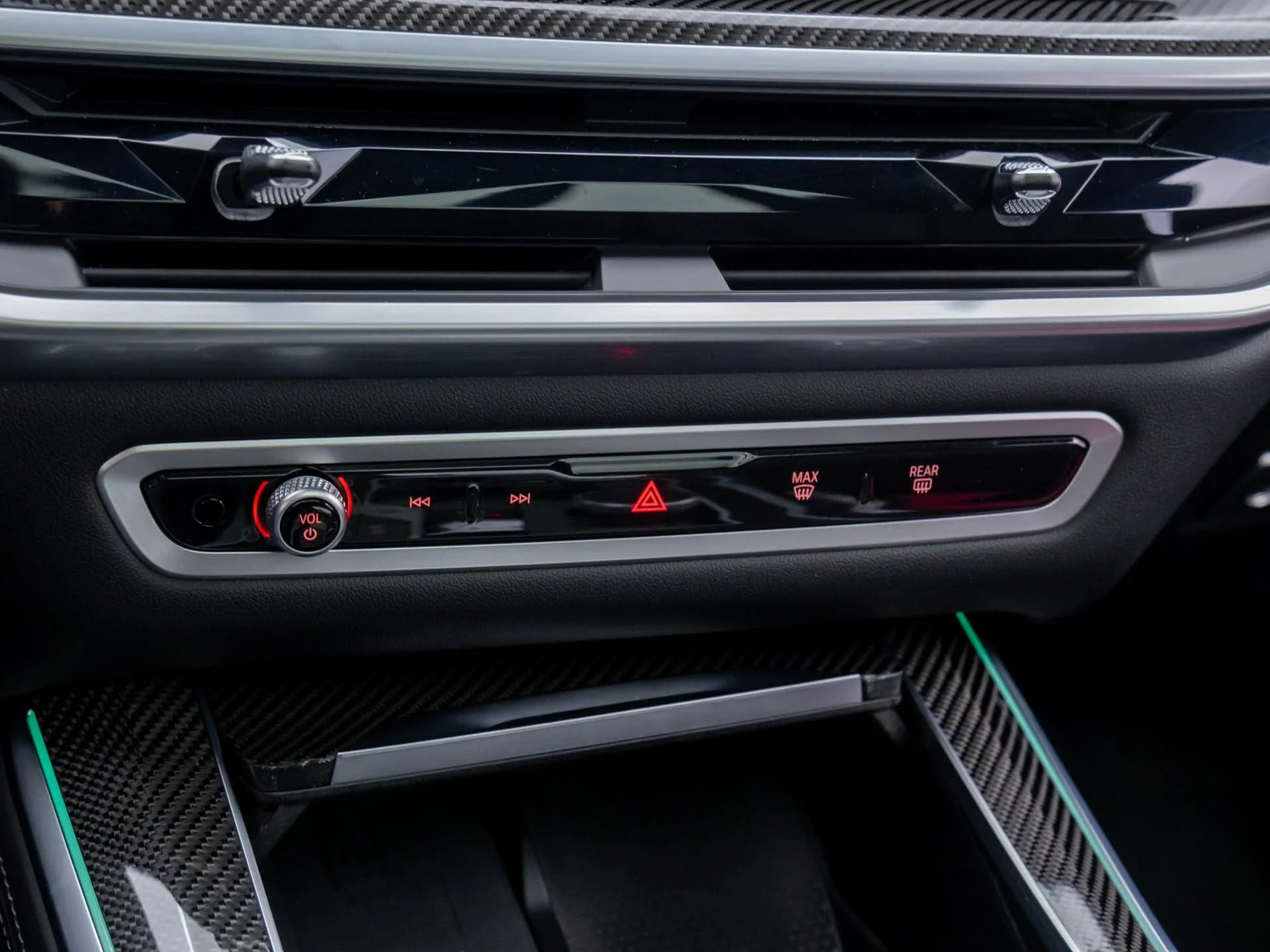 Certified Used 2024 Gray BMW M60i image 29