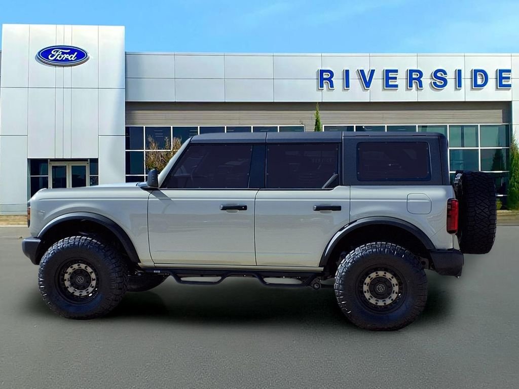 2025 Ford Bronco 4-Door Base - Photo 4
