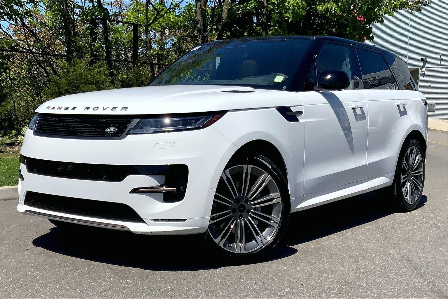 2026 Land Rover Range Rover Sport P400 MHEV Dynamic SE's photo