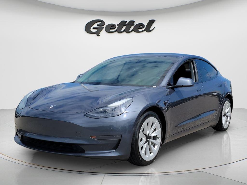 2022 Tesla Model 3 Long Range Dual Motor All-Wheel Drive's photo