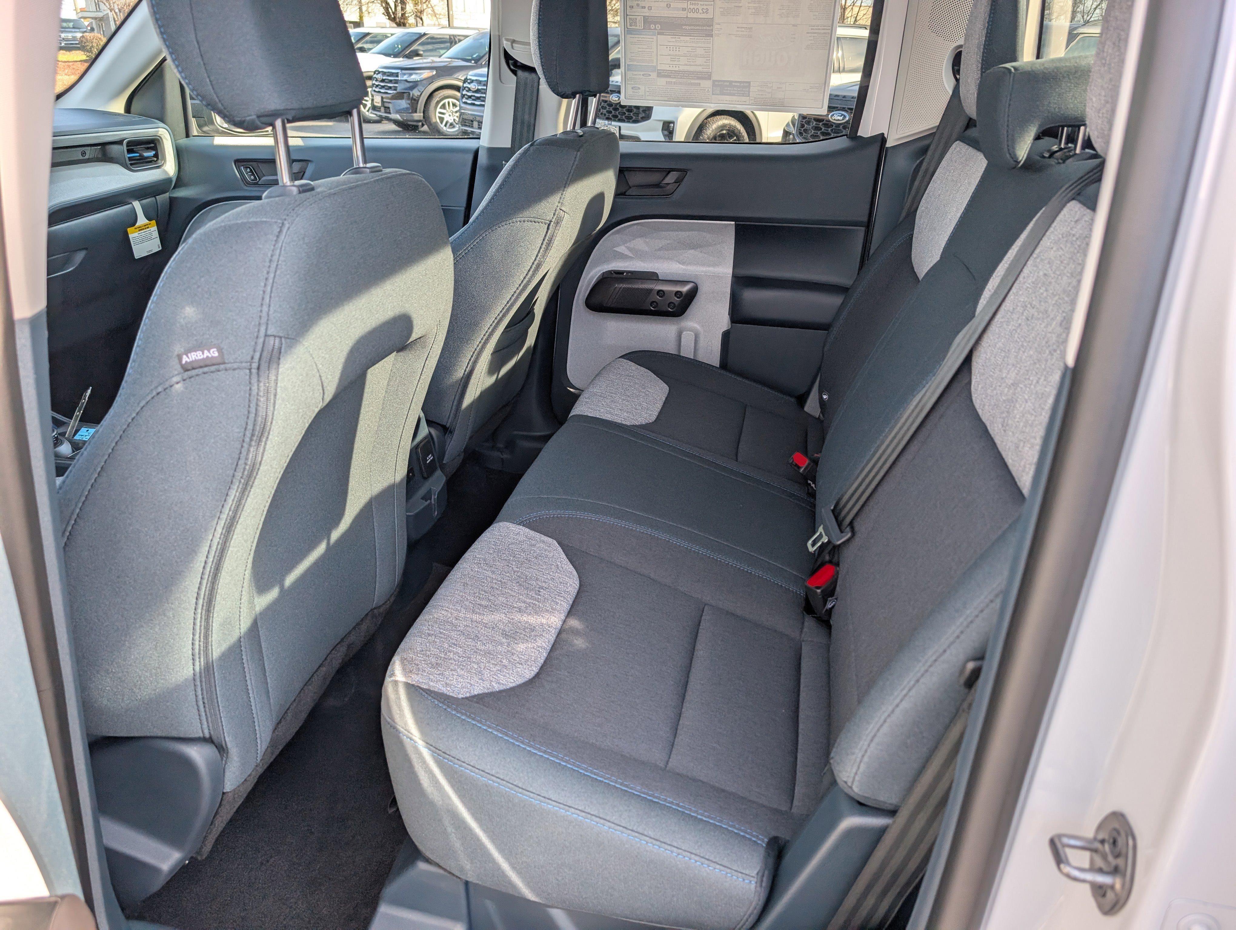 New 2026 Oxford White FORD XLT image 15