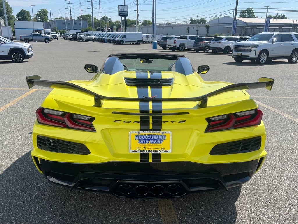 Used 2023 Accelerate Yellow Metallic Chevrolet 3LZ image 10