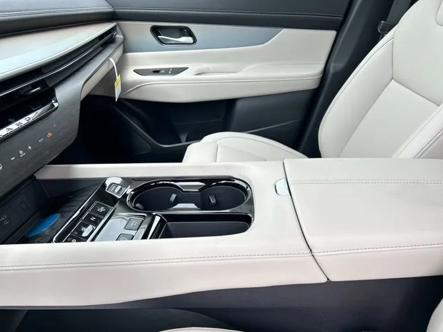 New 2026 Champagne Silver Metallic Nissan SL image 28