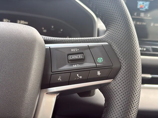 New 2026 Gray Mitsubishi SE image 17