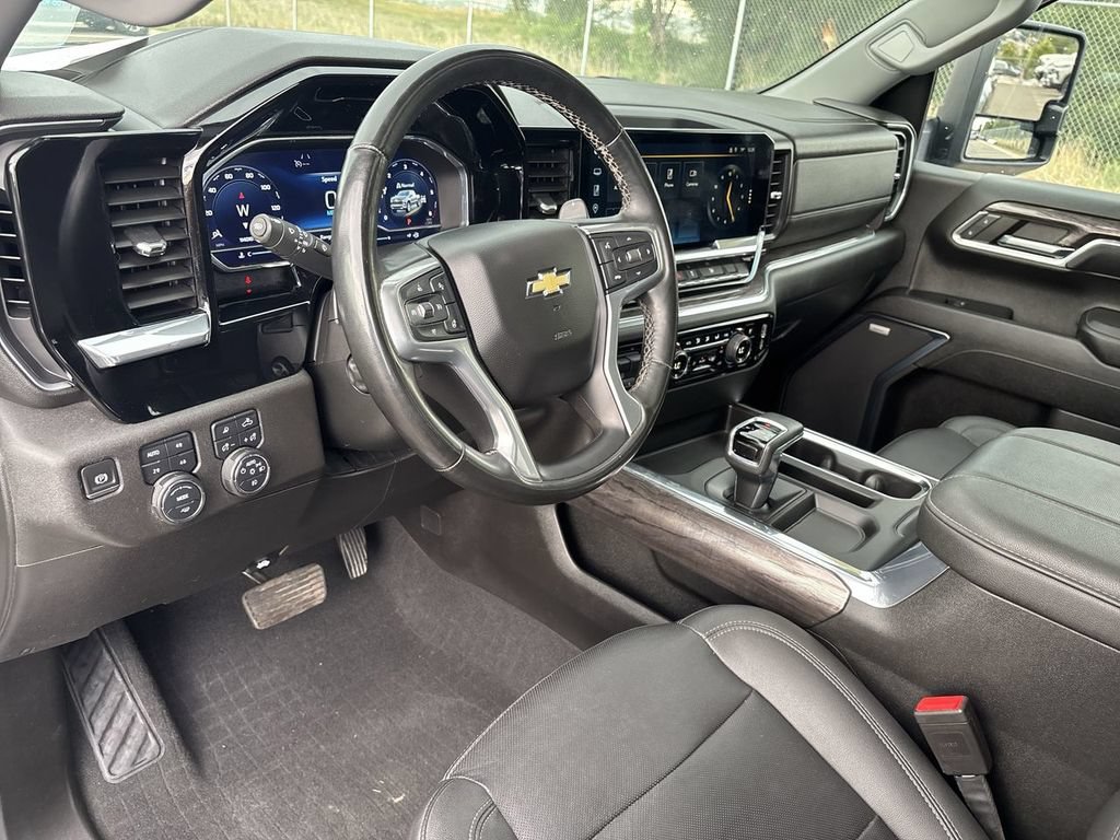2023 Chevrolet Silverado 1500 LTZ - Photo 14