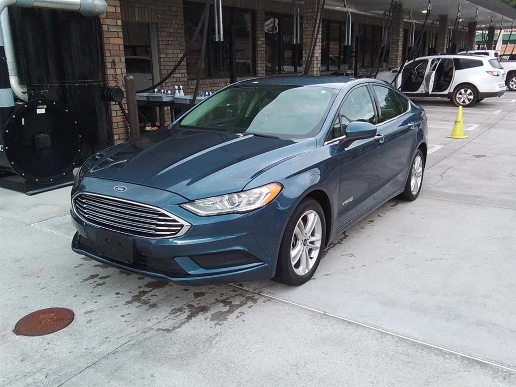 Used 2018 BLUE FORD  image 1