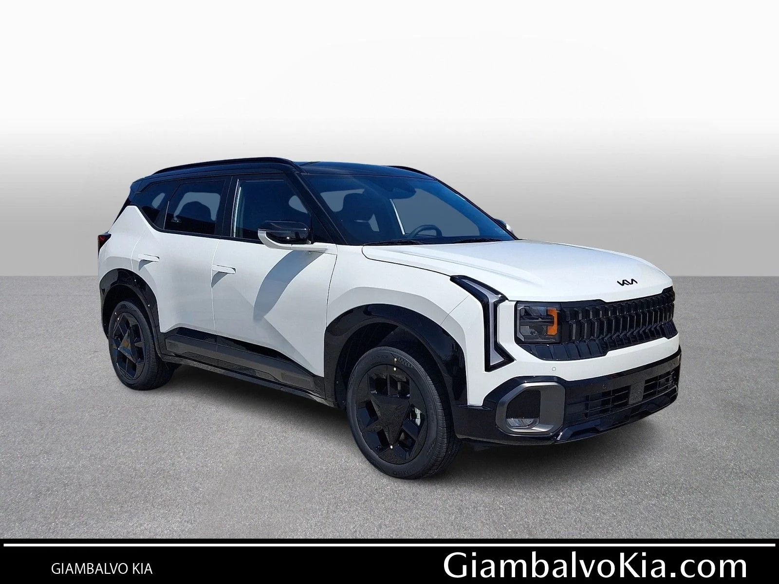 New 2027 White Kia X-Line S image 1