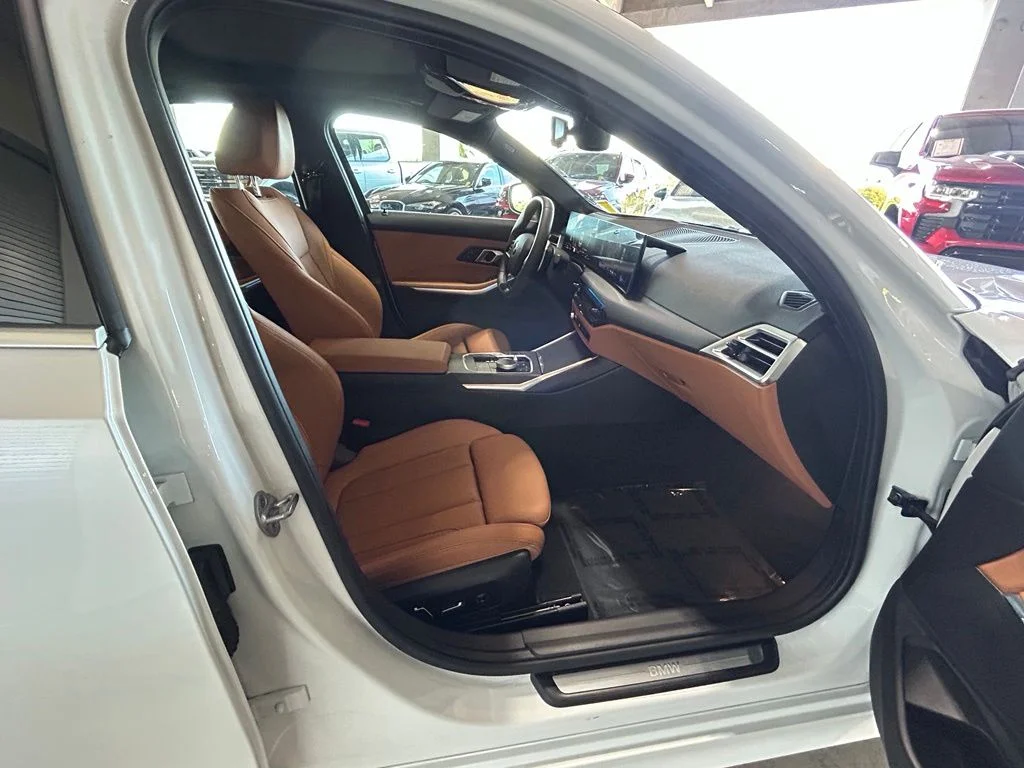 Used 2026 White Metallic BMW 330i image 41