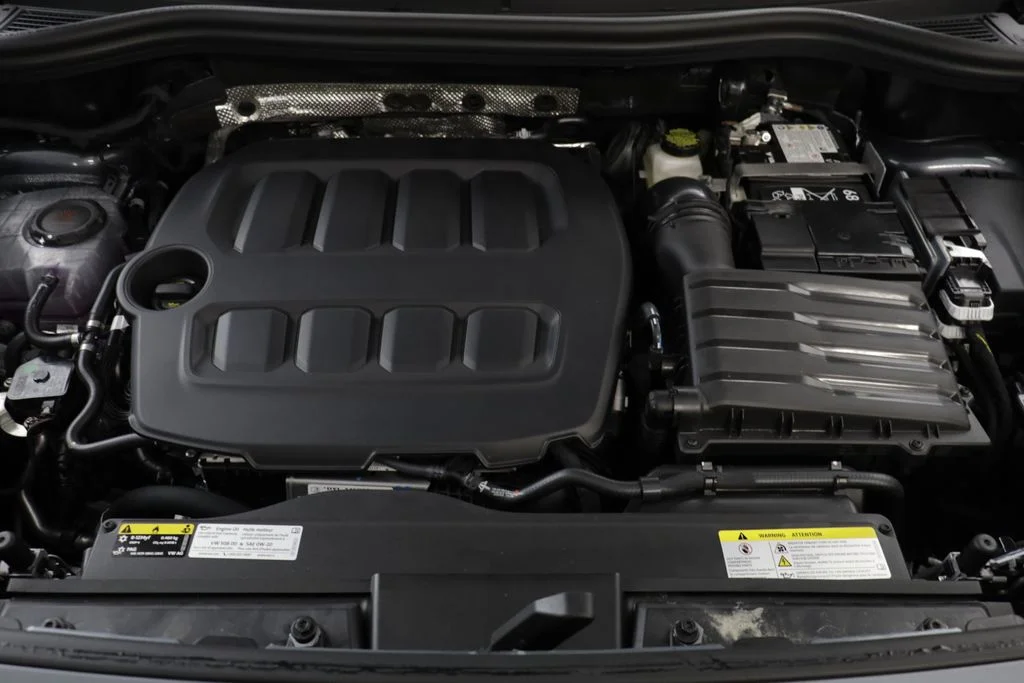 New 2026 Platinum Grey Volkswagen 2.0T SE image 23