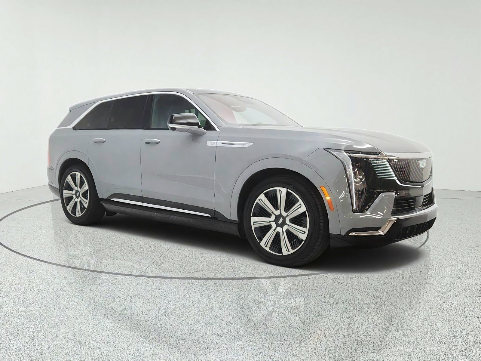 Used 2026 Luna Metallic Cadillac Premium Luxury image 3