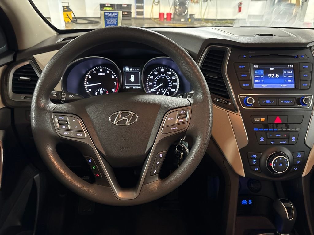 Used 2018 Red Hyundai 2.4 Base image 11