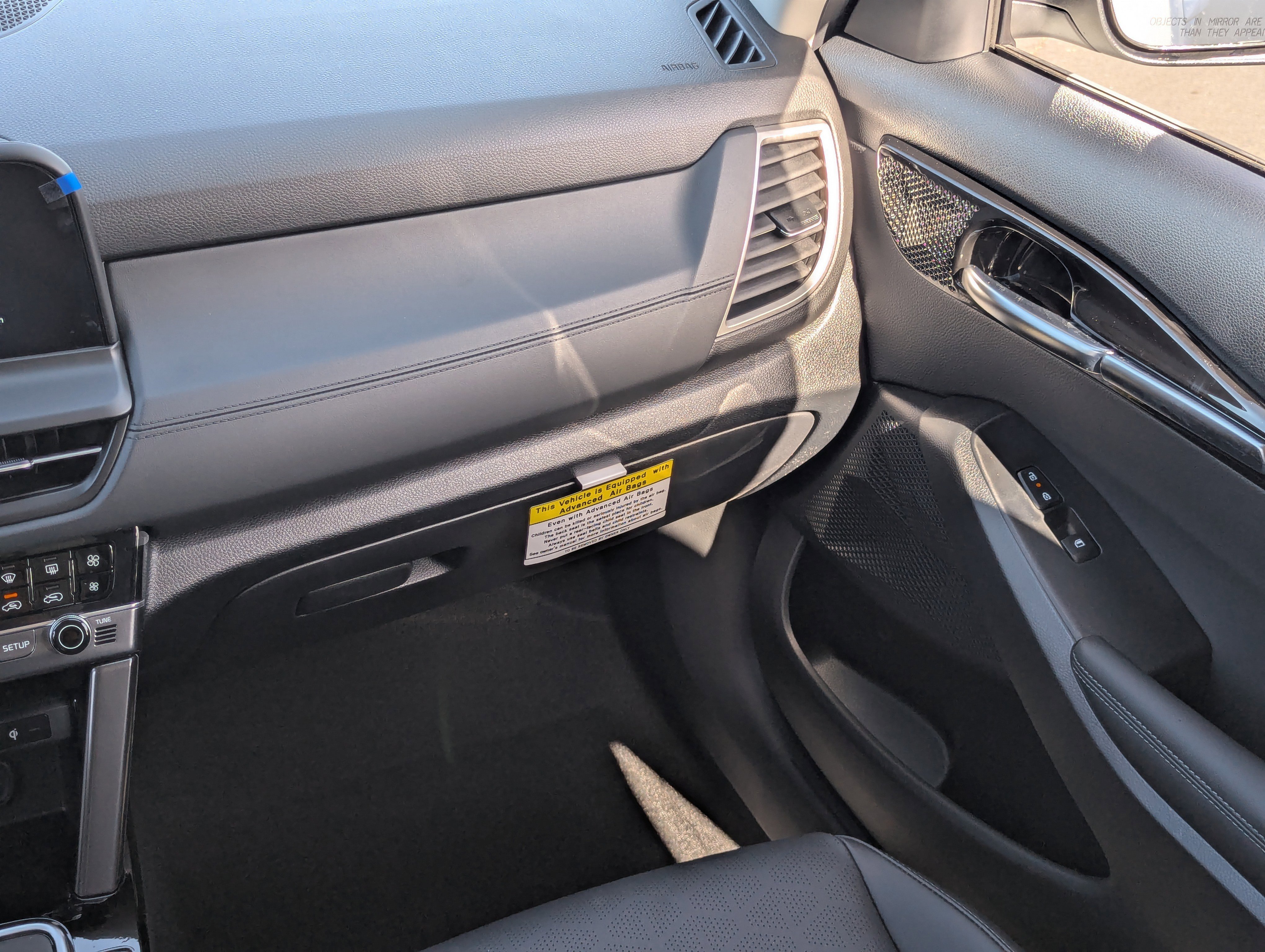 New 2026 Snow White Pearl Kia EX image 15