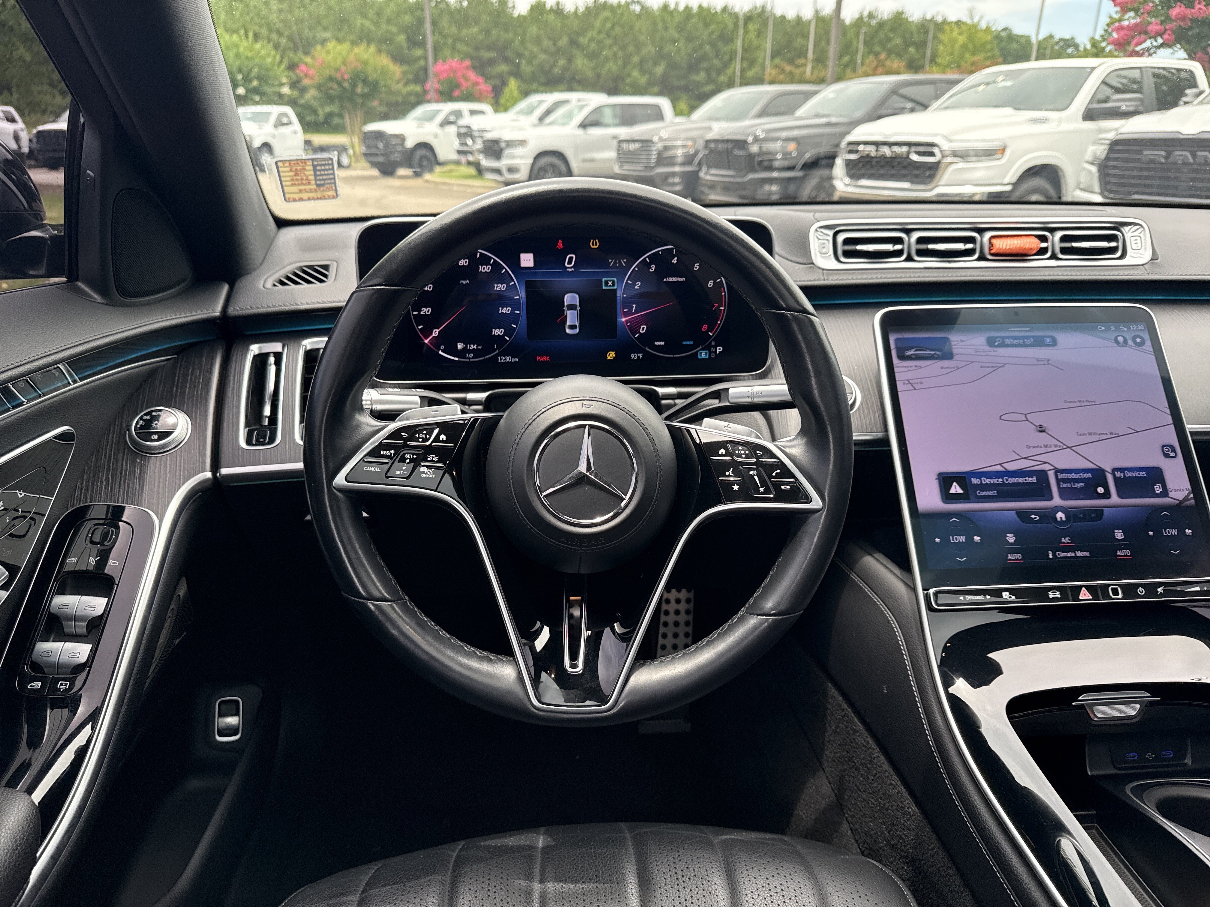 Used 2023 Black Mercedes-Benz S 500 image 22