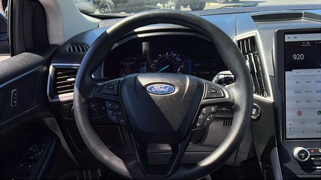 Used 2022 Gray Ford SE image 22