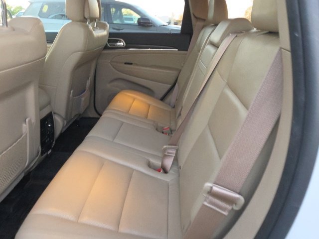 Used 2017 White Jeep Limited image 7