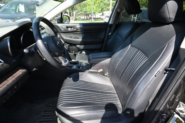Used 2019 Black Subaru 2.5i image 7