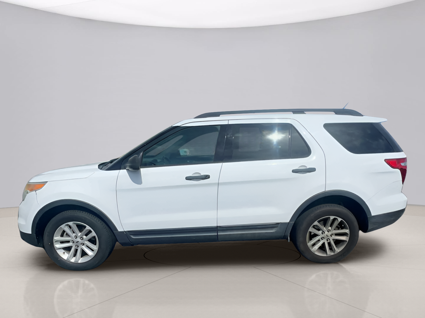 2015 Ford Explorer Sport photo 3