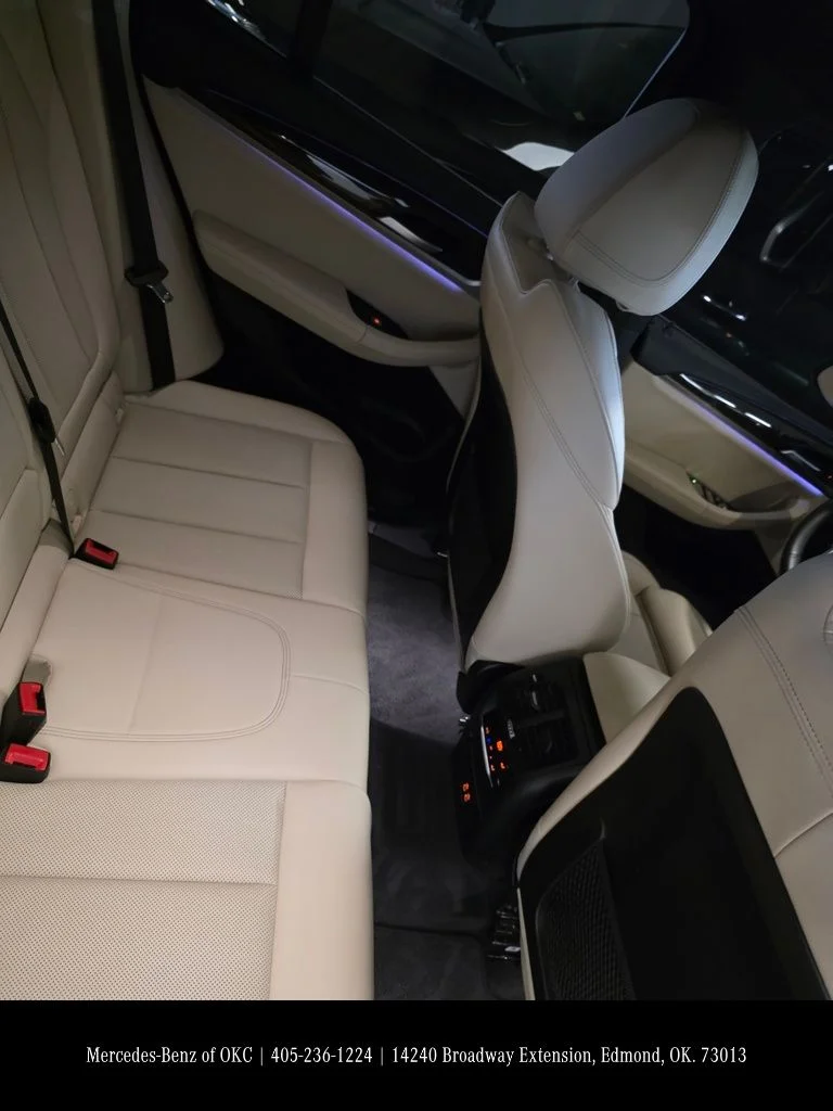 Used 2023 White BMW xDrive30i image 15