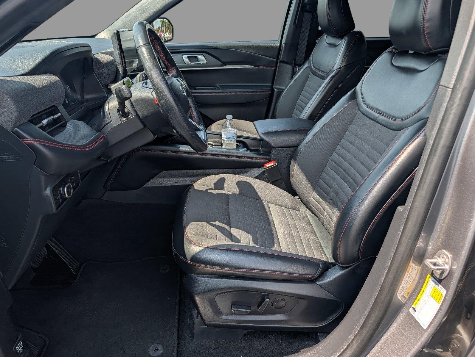Used 2025 Carbonized Gray Ford ST-Line image 10