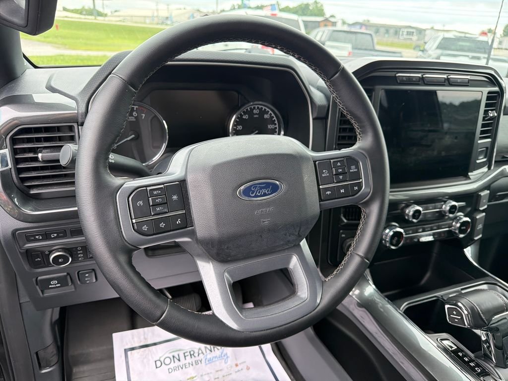 Used 2023 Black Ford XLT image 16