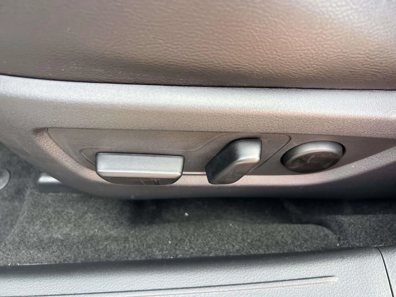 Certified Used 2025 Wind Chill Pearl Mazda 2.5 S Premium Plus Package image 30