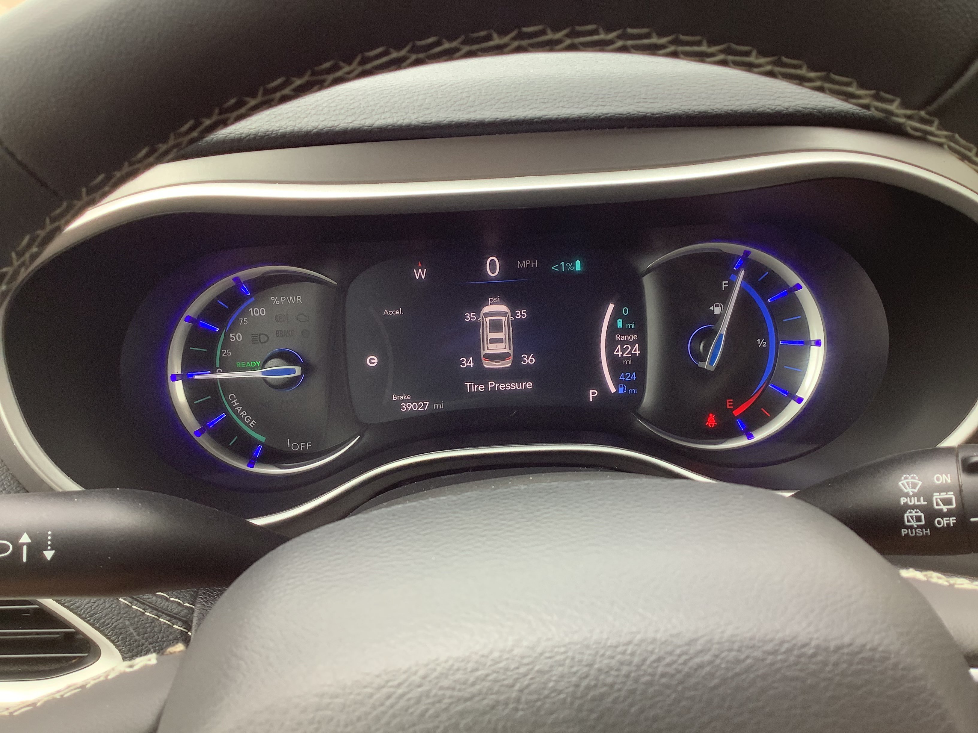 Used 2022 Gray Chrysler Touring L image 12