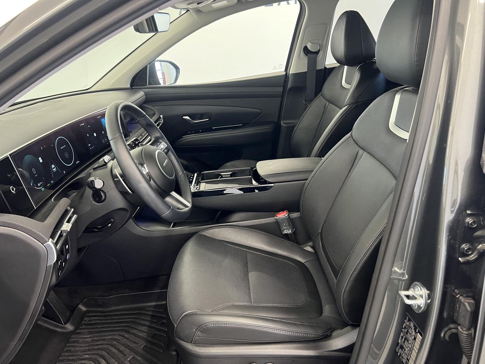 2025 Hyundai Tucson Limited - Photo 18