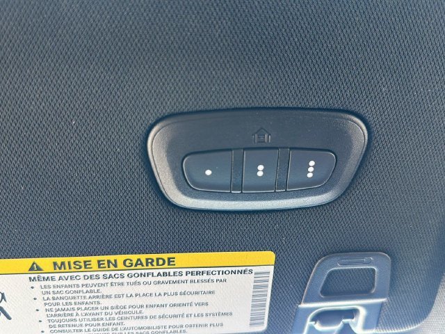 Used 2025  Jeep Summit image 30