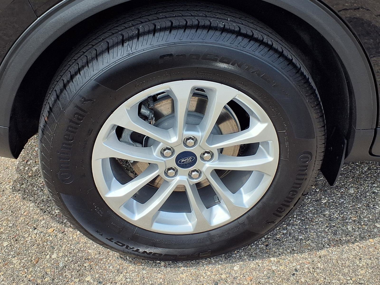 Certified Used 2021 Agate Black Metallic Ford SE image 26