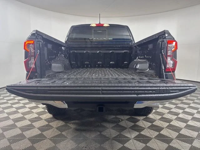 New 2025 Shadow Black Ford XLT image 21