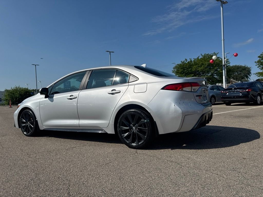 Certified Used 2023 Silver Toyota SE image 4