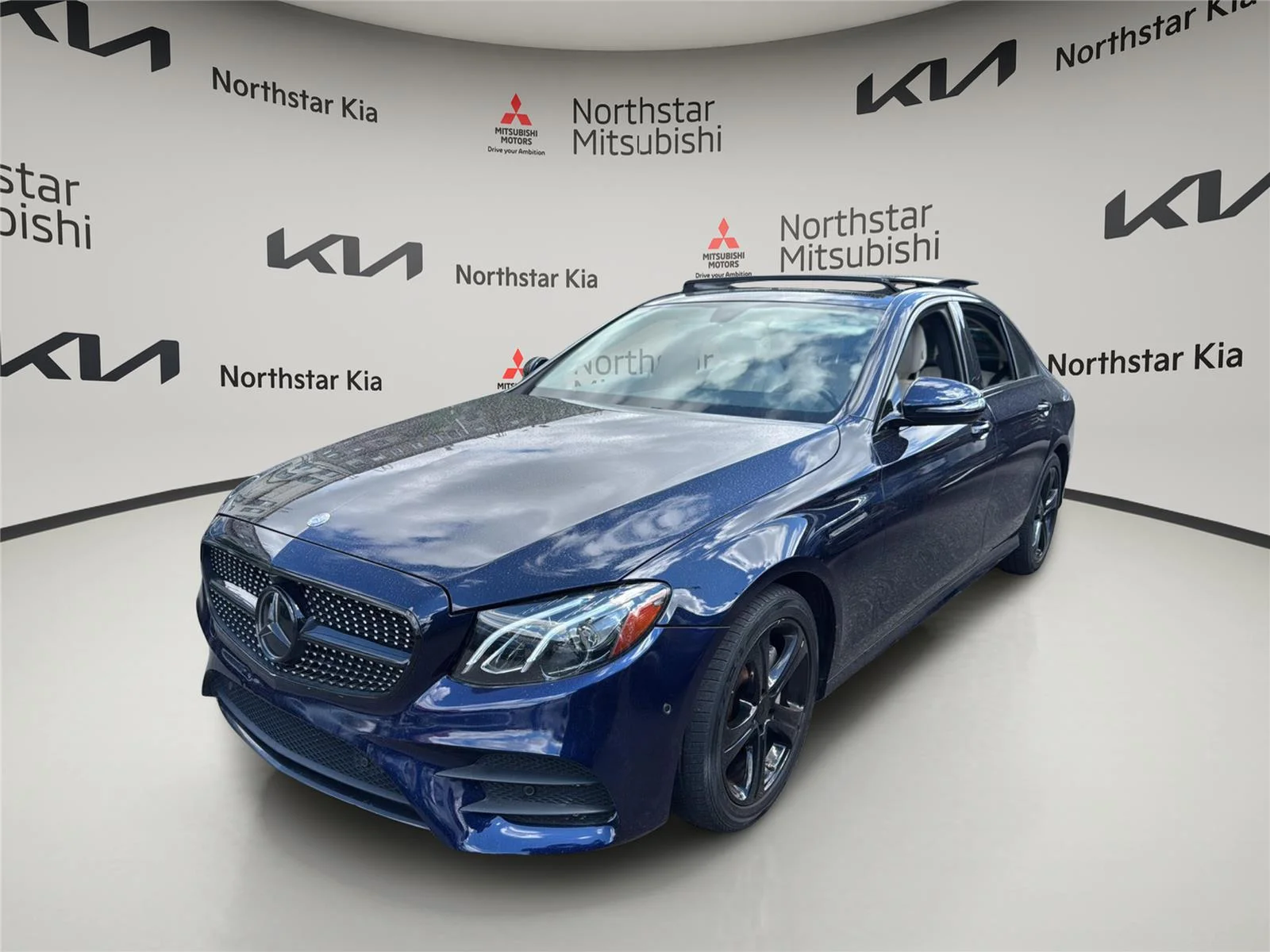 2017 Mercedes-Benz E-Class E300 4MATIC's photo