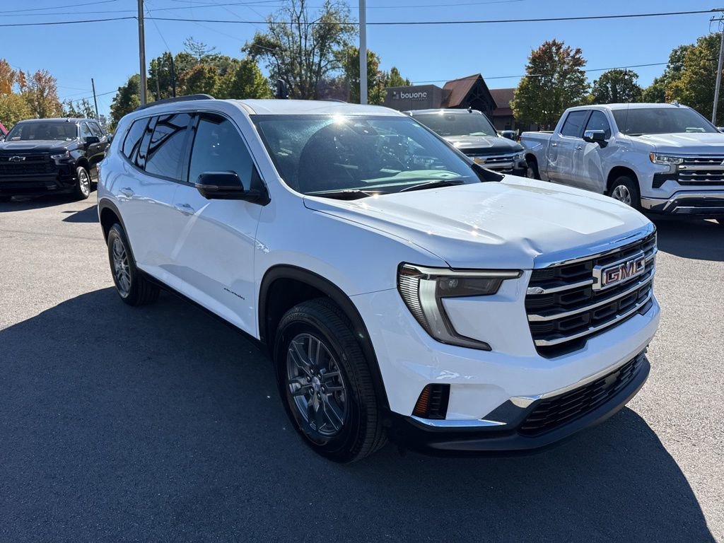 View vehicle photo 7