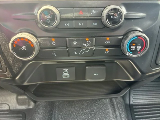 New 2026 Oxford White Ford F-250® XL image 34