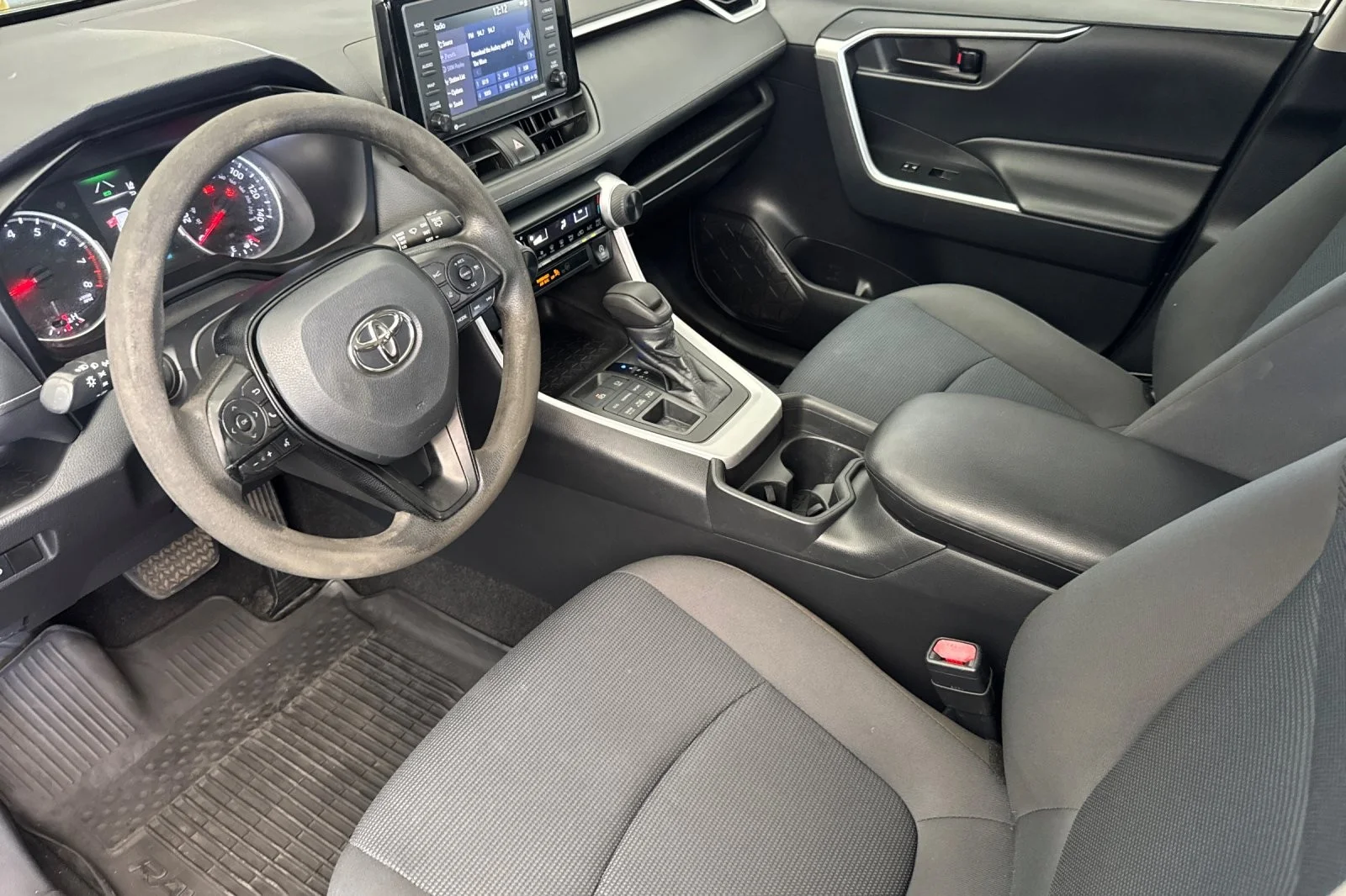 Used 2021 MAGNETIC GRAY Toyota LE image 9