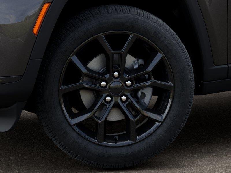 New 2025 Baltic Gray Metallic Clear-Coat Exterior Paint Jeep Limited image 8