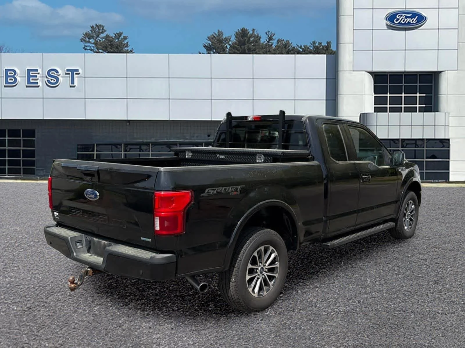Used 2020 Agate Black Metallic Ford LARIAT image 5