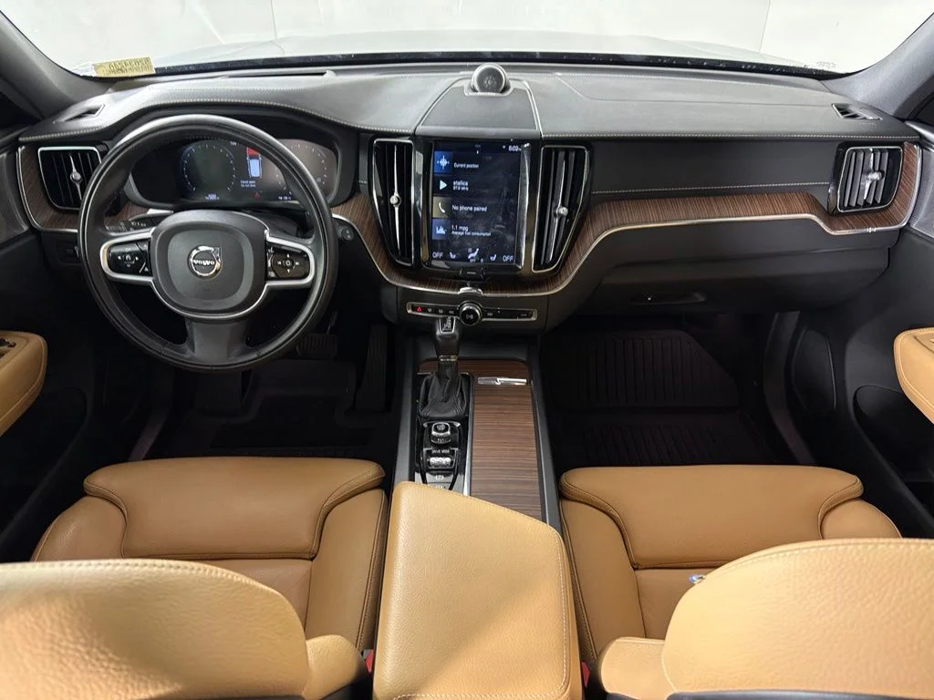 Used 2020 Gray Volvo T6 Inscription image 31