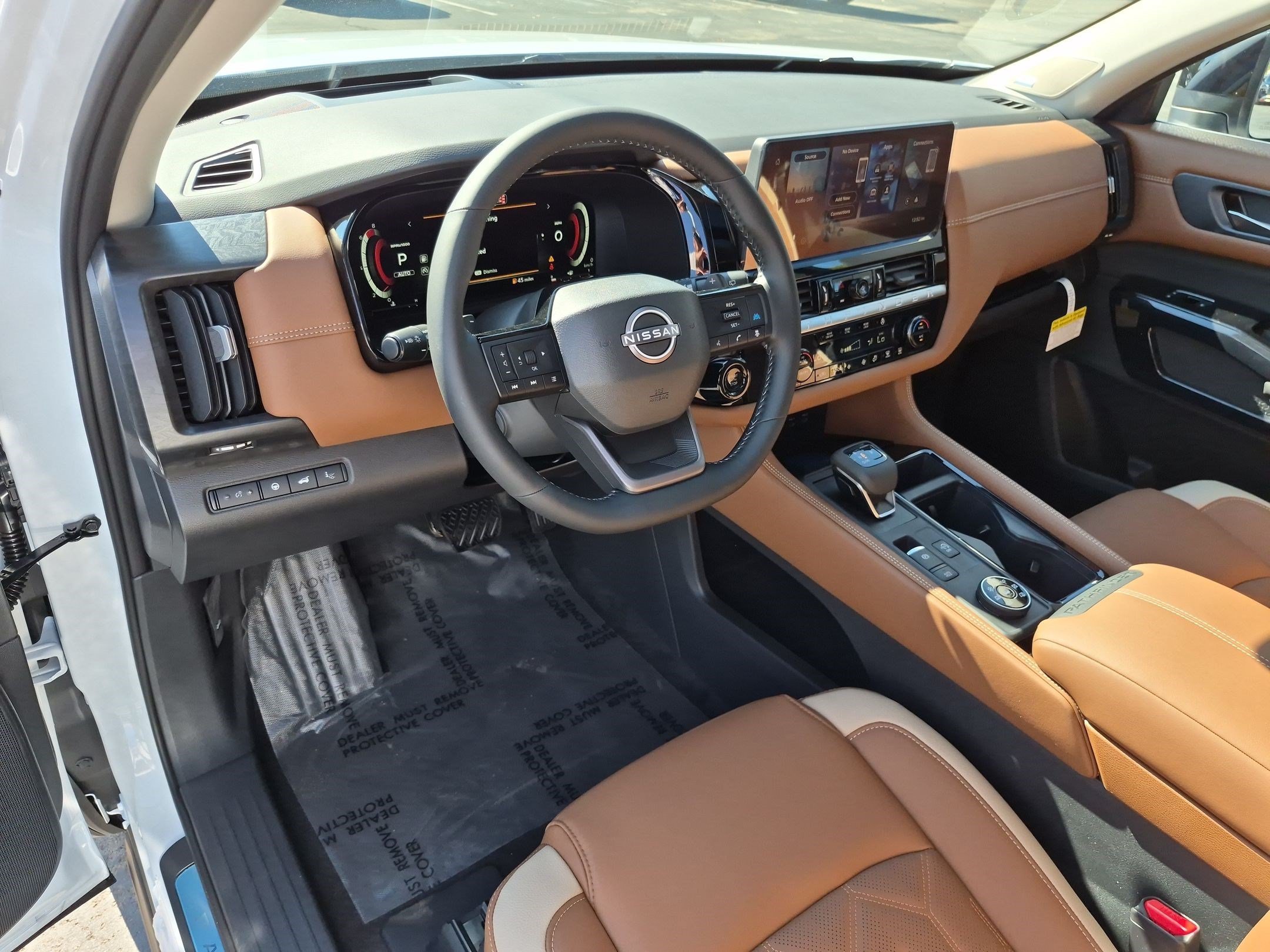 New 2026 Everest White Pearl TriCoat Nissan Platinum image 10