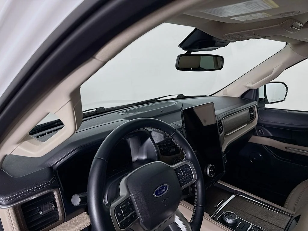 Used 2023 White Metallic Ford Limited image 4