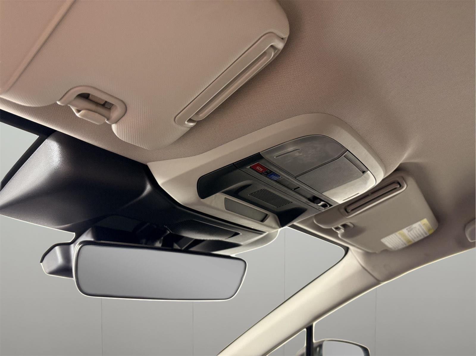 Used 2025 Sapphire Blue Pearl Subaru Premium image 48