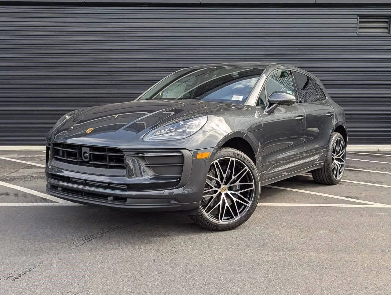 Certified Pre-Owned 2026 Porsche Macan AWD 4D Sport Utility