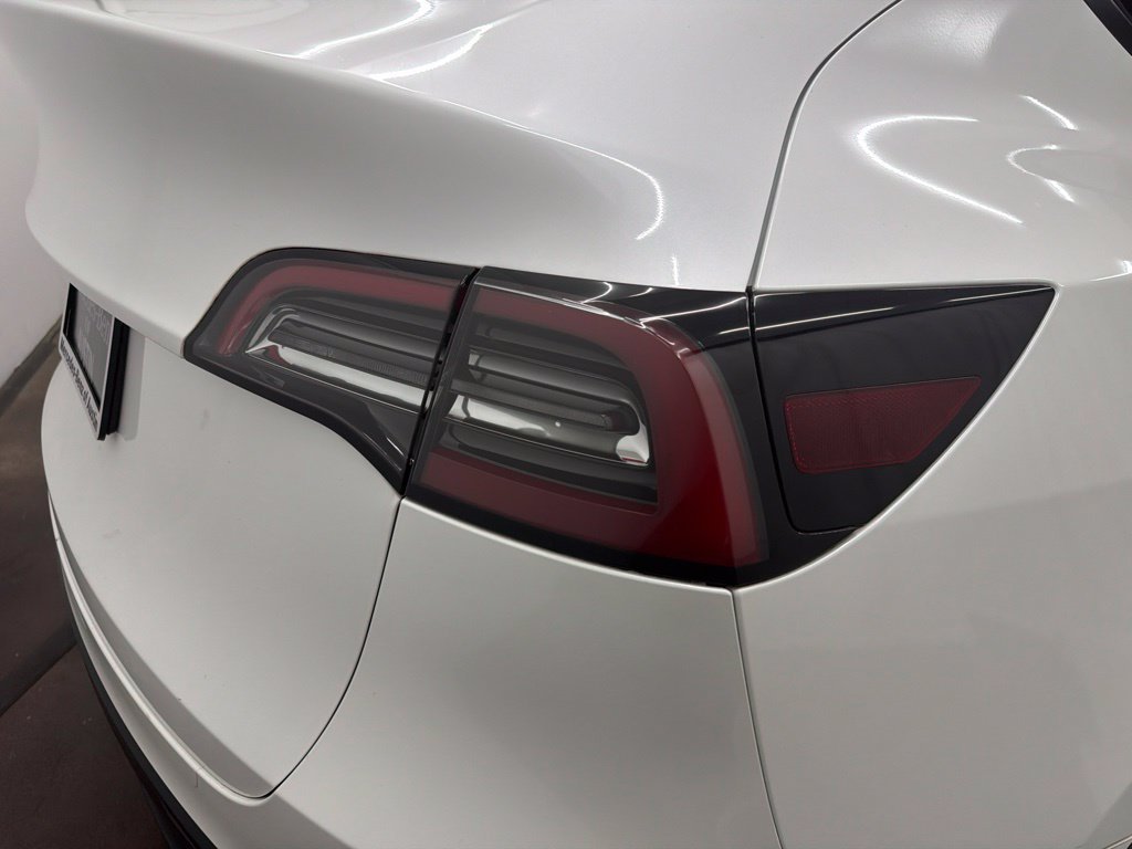 Used 2023 White Tesla Long Range image 9