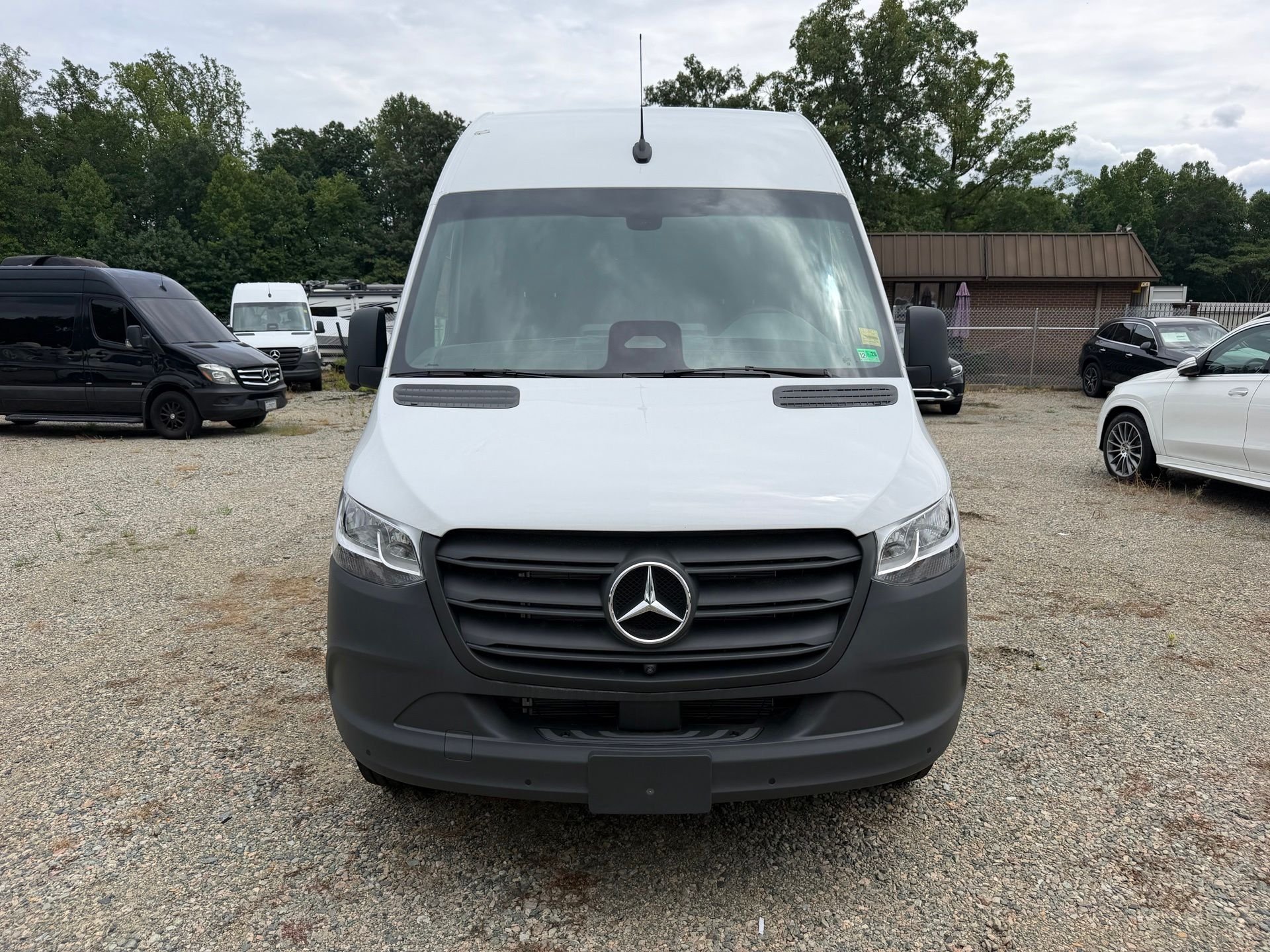 New 2026 Arctic White Mercedes-Benz Cargo 144 WB image 2